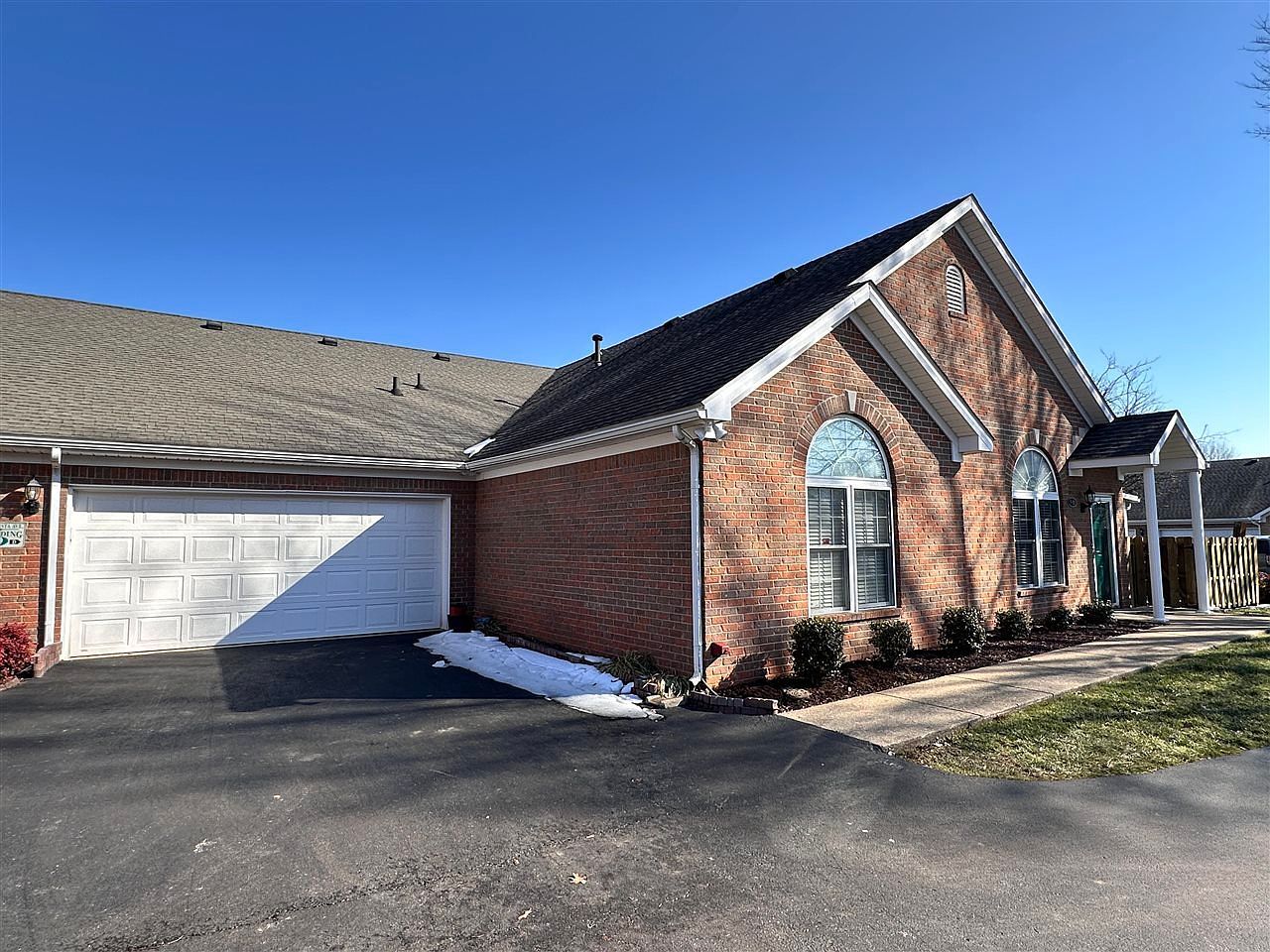 100 Augusta Ave APT 9-D Bowling Green, KY 42103 - Thumbnail 5