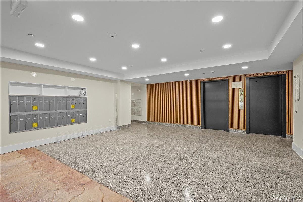 671 Bronx River Rd APT 6C Yonkers, NY 10704 - Thumbnail 5