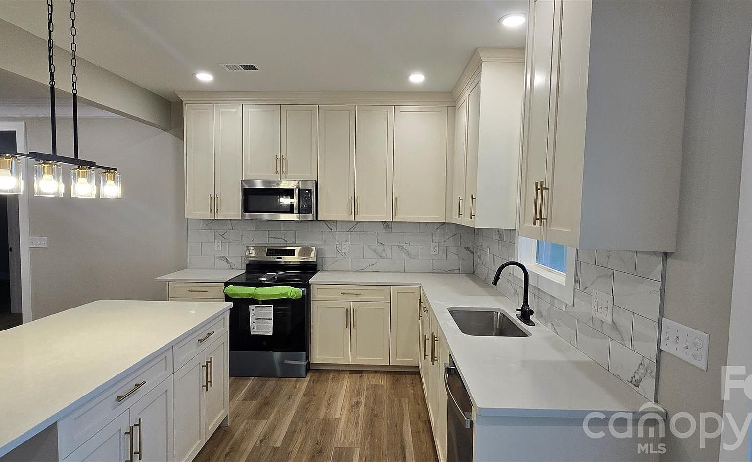 416 Whitmore St SE Lenoir, NC 28645 - Thumbnail 5