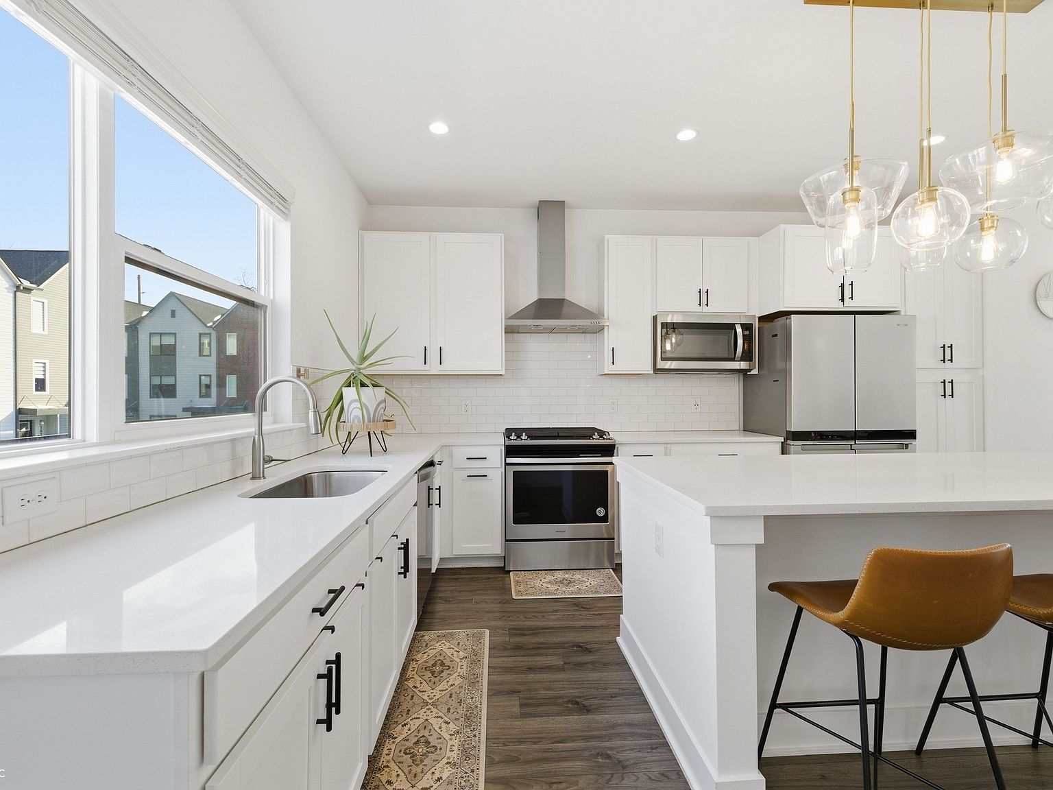 1543 Yandes St Indianapolis, IN 46202 - Thumbnail 5