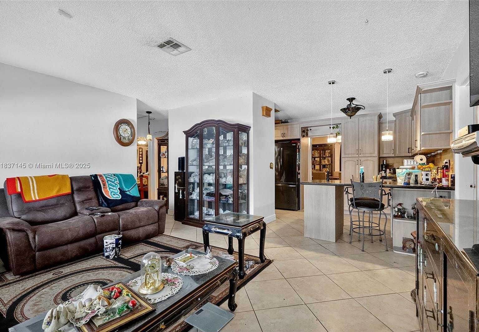 480 NE 109th St Miami, FL 33161 - Thumbnail 5