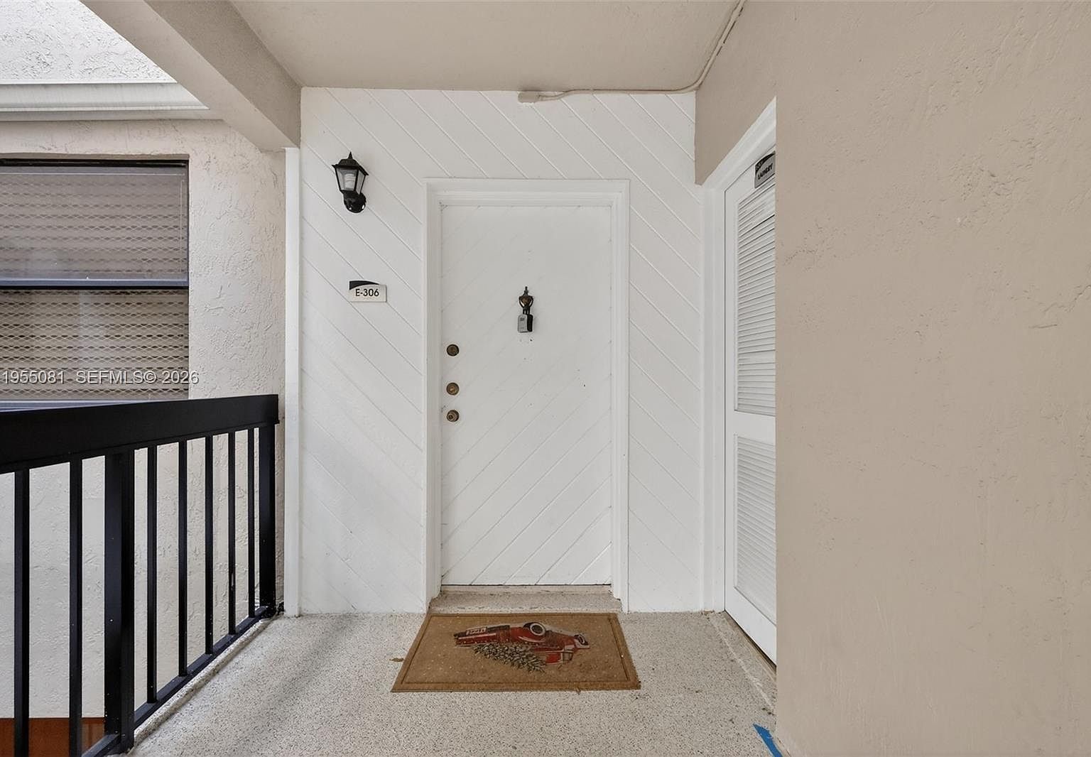 491 Ives Dairy Rd APT 306-5 Miami, FL 33179 - Thumbnail 5