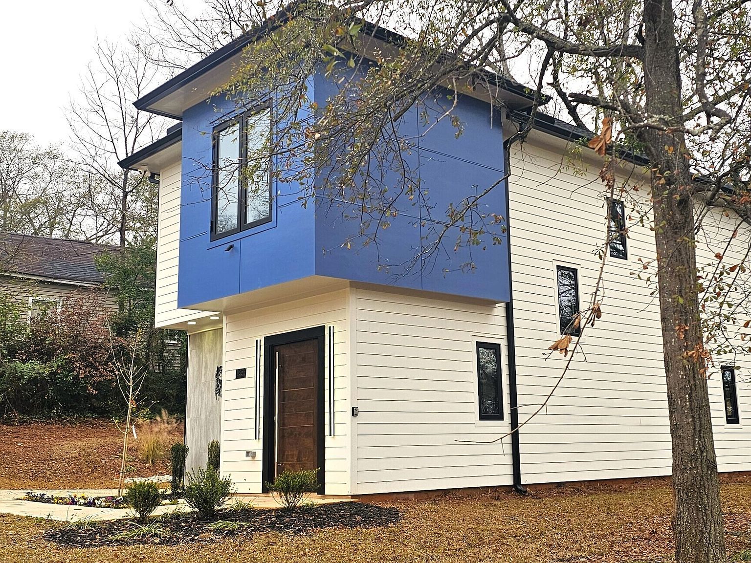 233 E Tinsley St Griffin, GA 30223 - Thumbnail 5