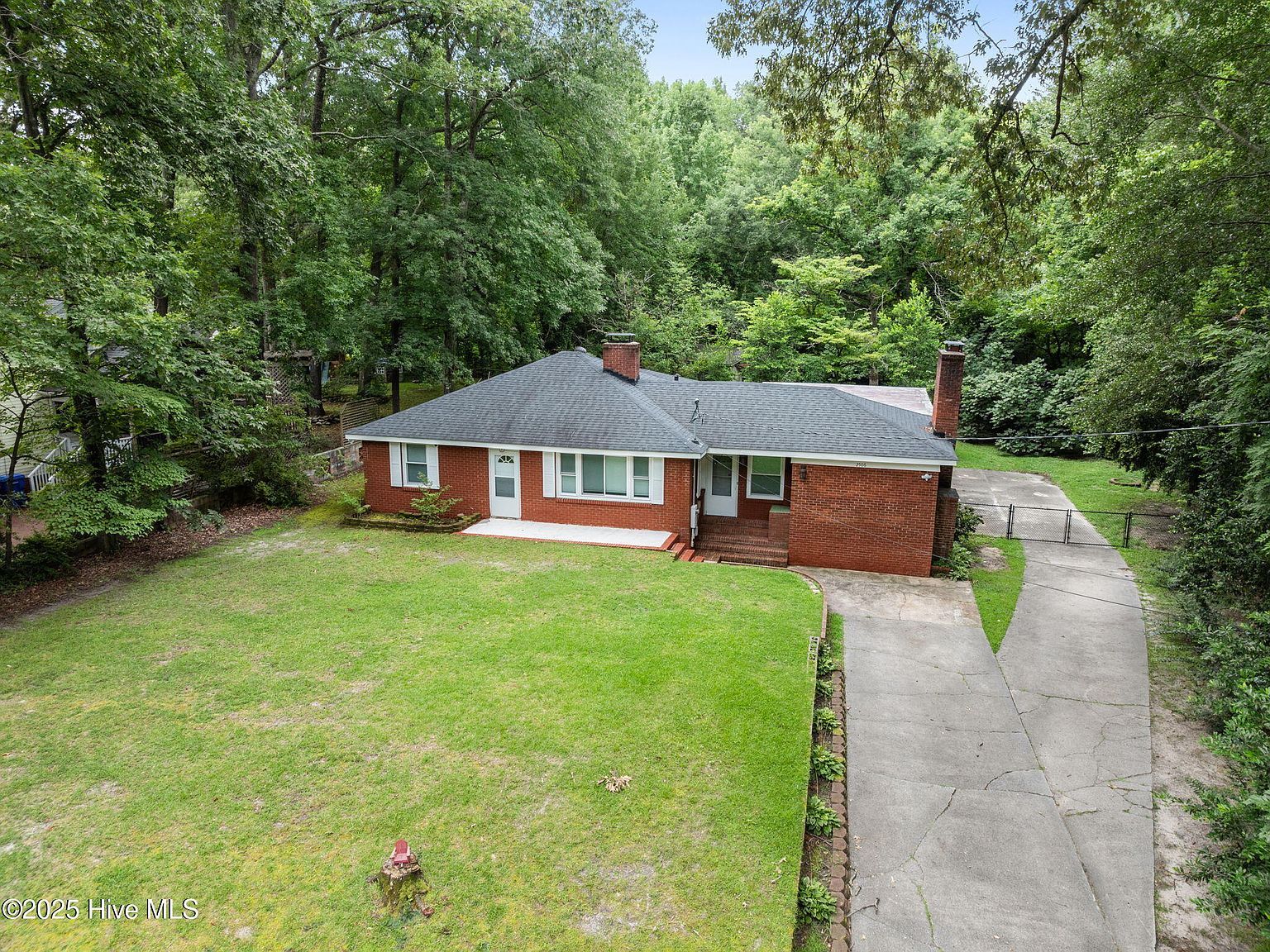 2506 Madison Cir Greenville, NC 27858 - Thumbnail 5