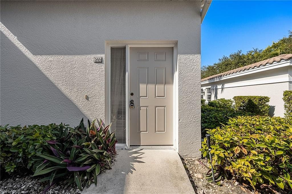 6927 Satinleaf Rd N APT 203 Naples, FL 34109 - Thumbnail 5