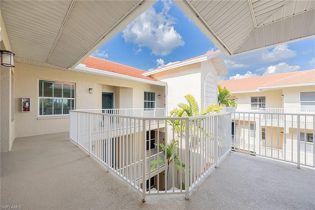 3538 Haldeman Creek Dr APT 133 Naples, FL 34112 - Thumbnail 5