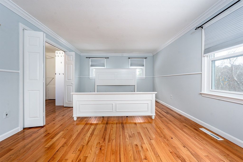 51 Larch Ln Barnstable, MA 02630 - Thumbnail 5