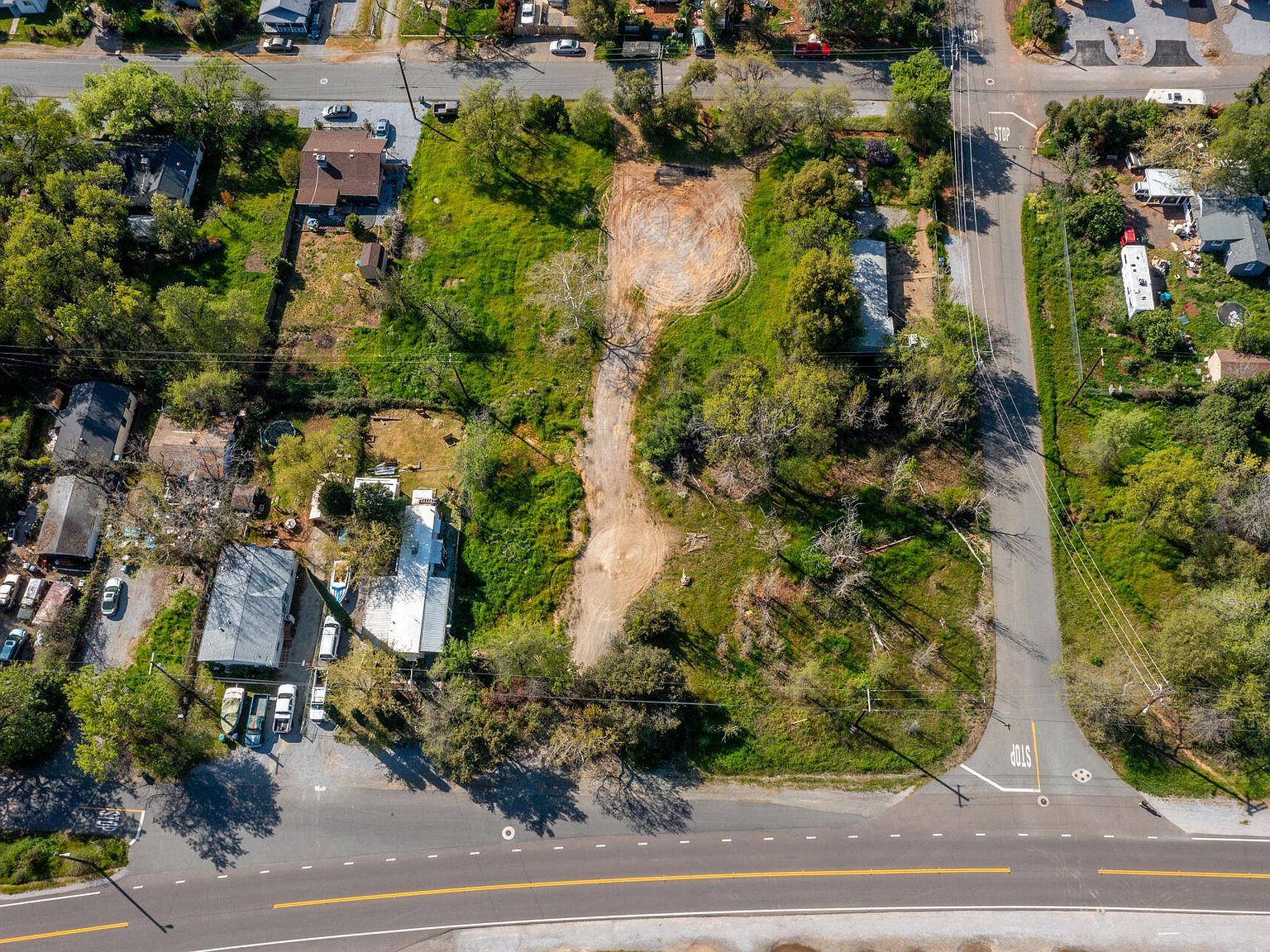 1912 Cascade Blvd Shasta Lake, CA 96019 - Thumbnail 5