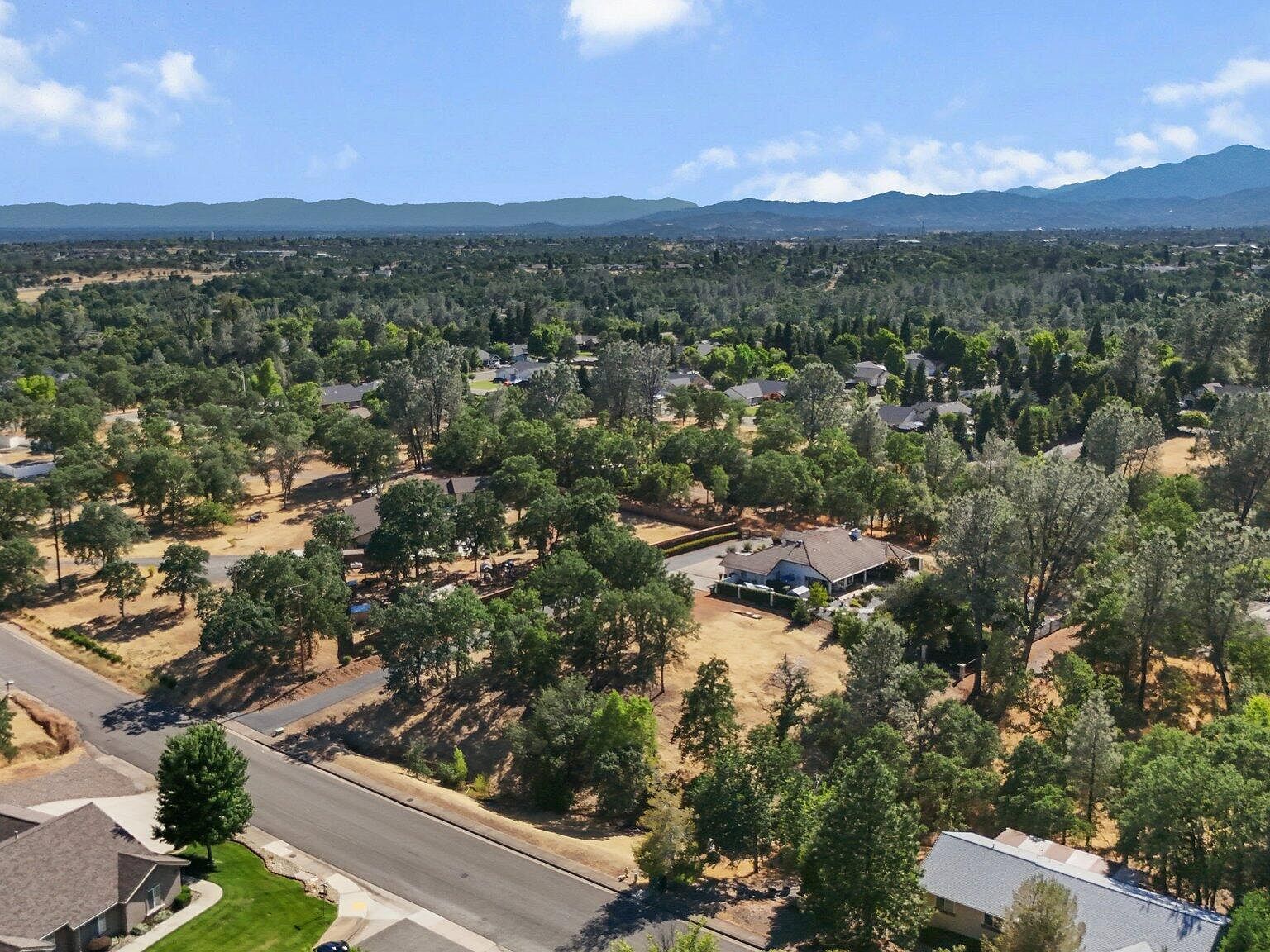 11632 Ridgewood Rd, Redding, CA, 96003 - Thumbnail 5