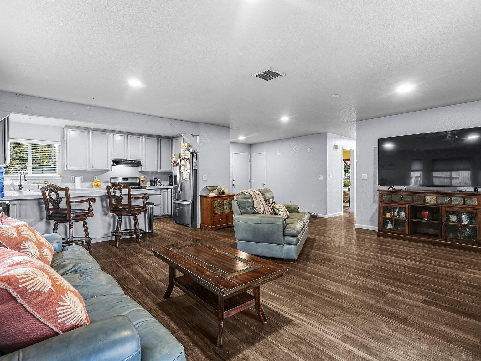 329 Michael Dr Red Bluff, CA 96080 - Thumbnail 5