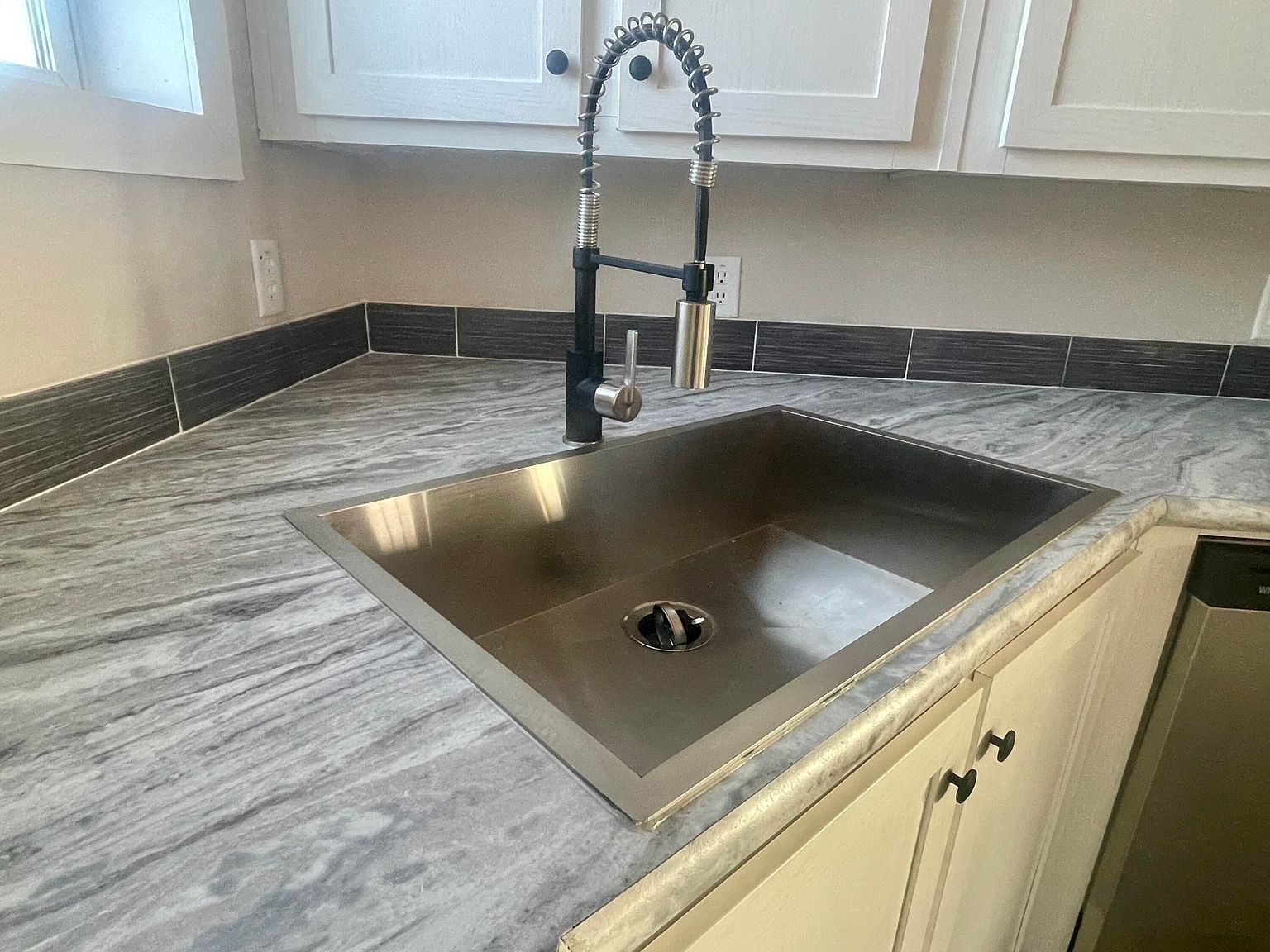 453 Greenleaf Dr Campbellsville, KY 42718 - Thumbnail 5