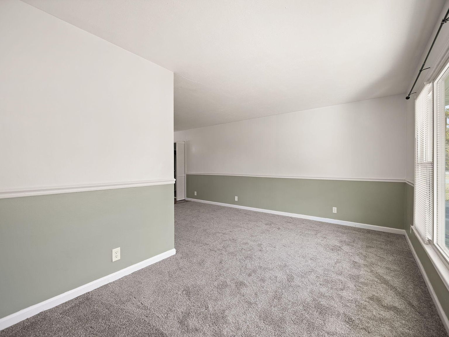 157 Shawnee Ave Russell Springs, KY 42642 - Thumbnail 5