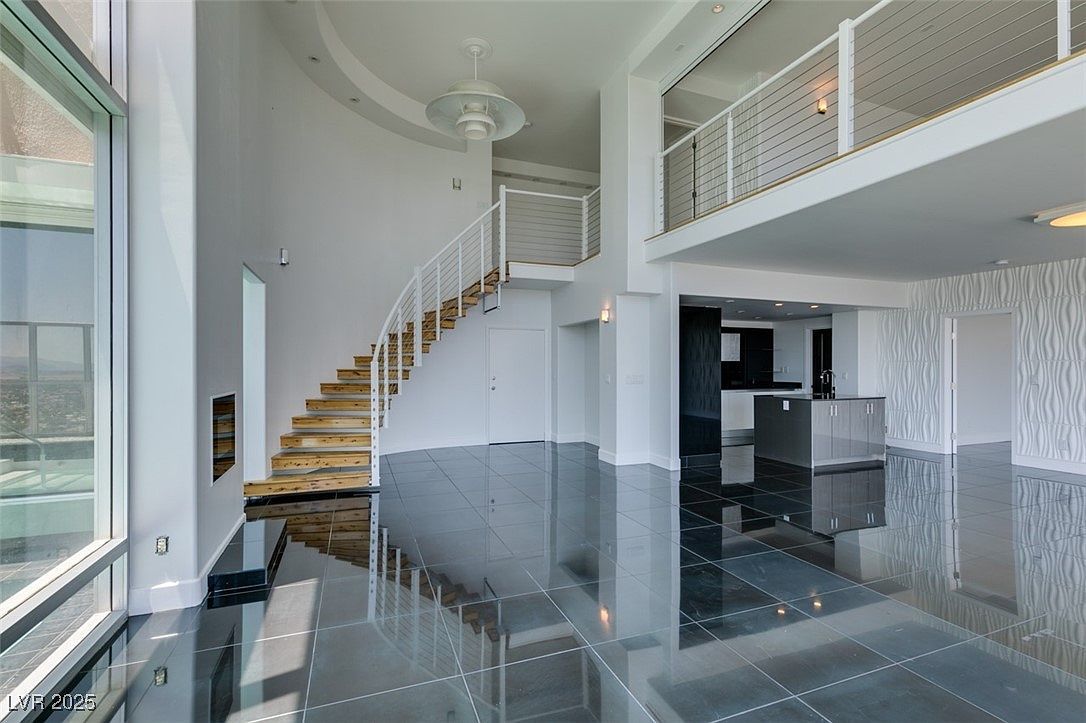 3111 Bel Air Dr UNIT 28D Las Vegas, NV 89109 - Thumbnail 5