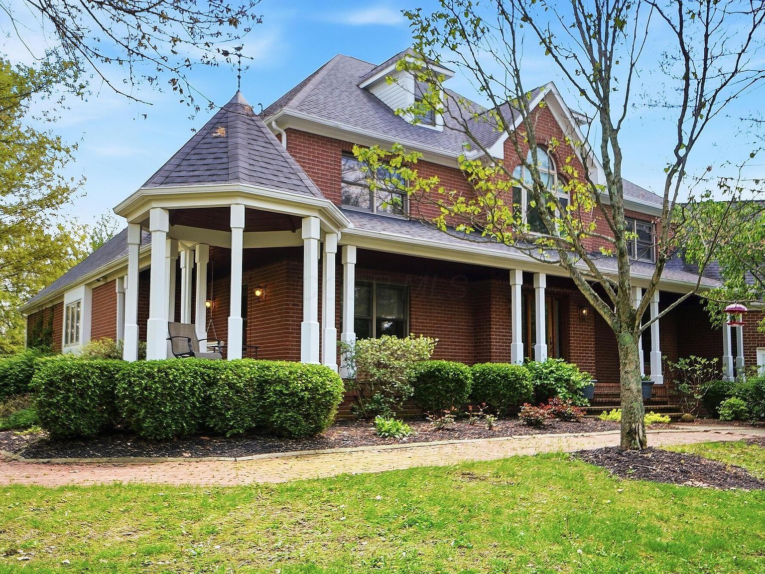 8290 Dustin Rd Galena, OH 43021 - Thumbnail 5