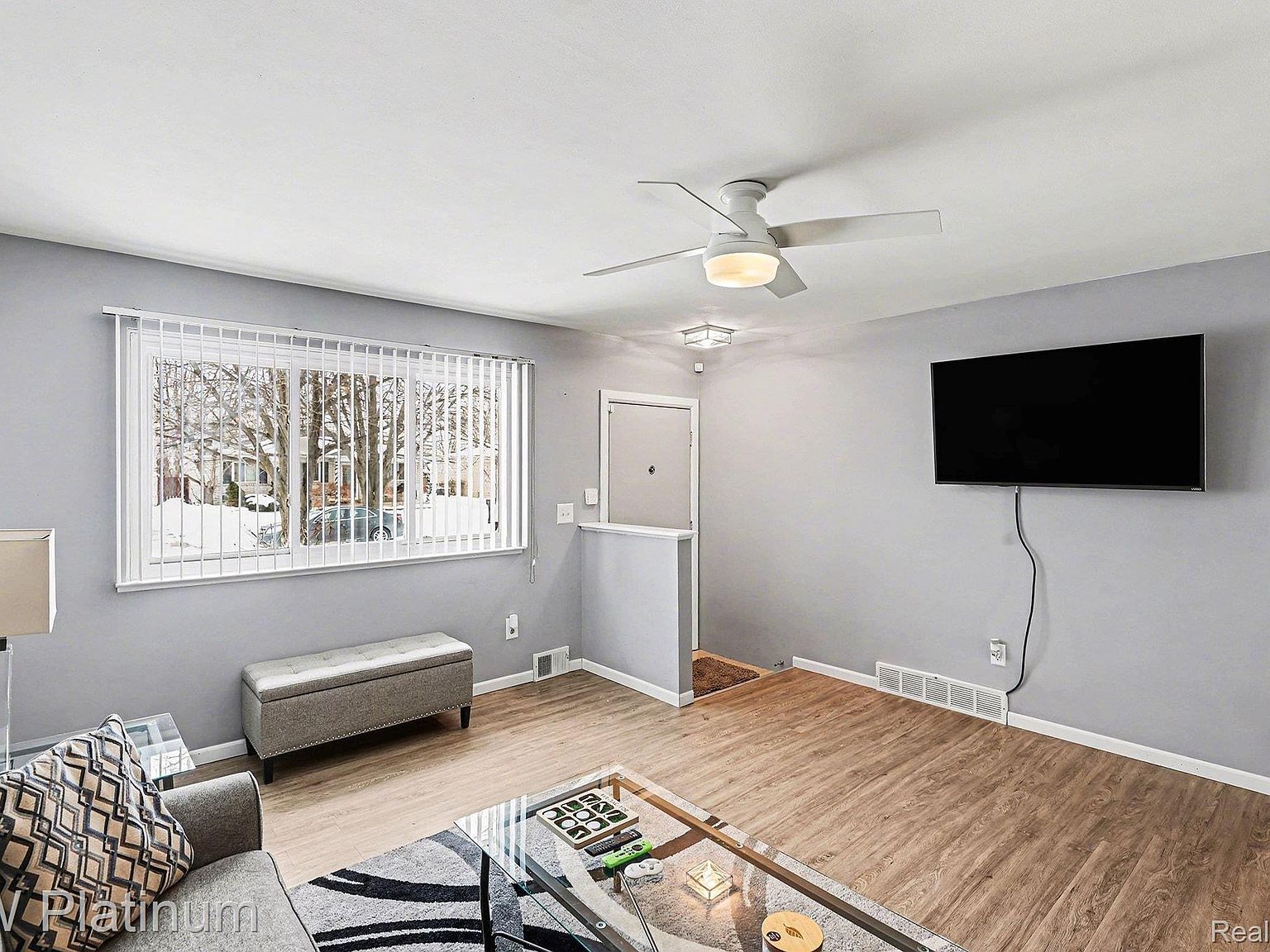 28599 Citation Dr Roseville, MI 48066 - Thumbnail 5