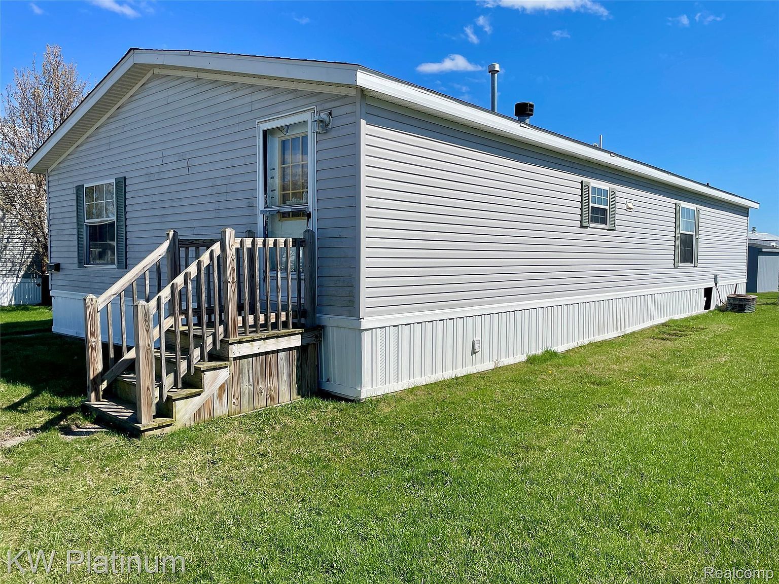 9691 Stoneypointe Dr Fair Haven, MI 48023 - Thumbnail 5
