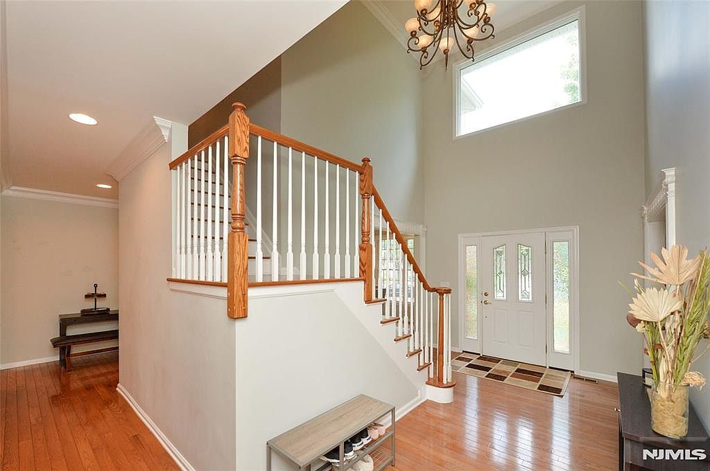 1 Woods Edge Rd Old Tappan, NJ 07675 - Thumbnail 5