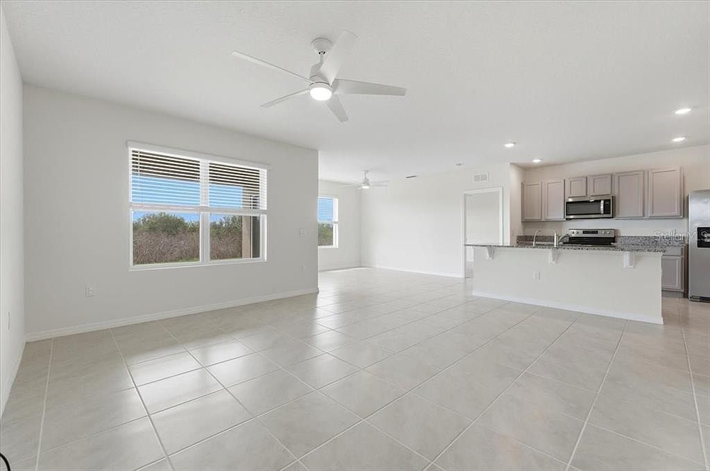 2829 Grandbury Grove Rd Lakeland, FL 33811 - Thumbnail 5