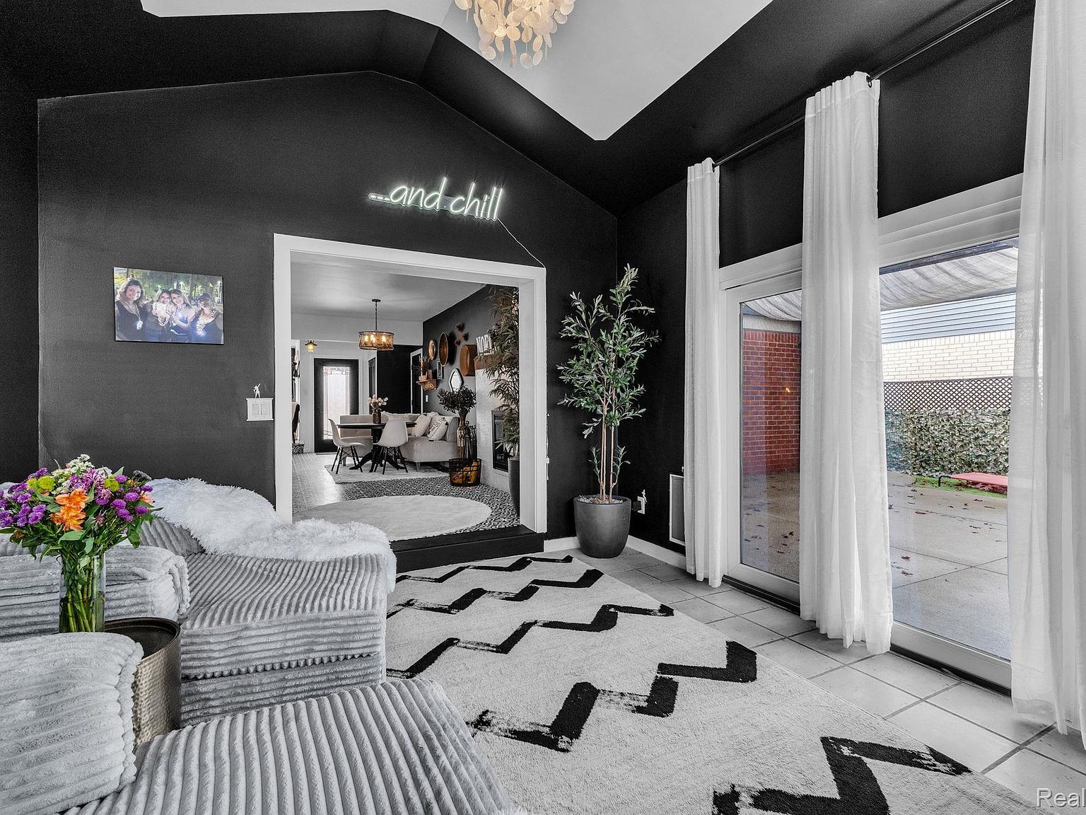 14912 Heyer St Livonia, MI 48154 - Thumbnail 5