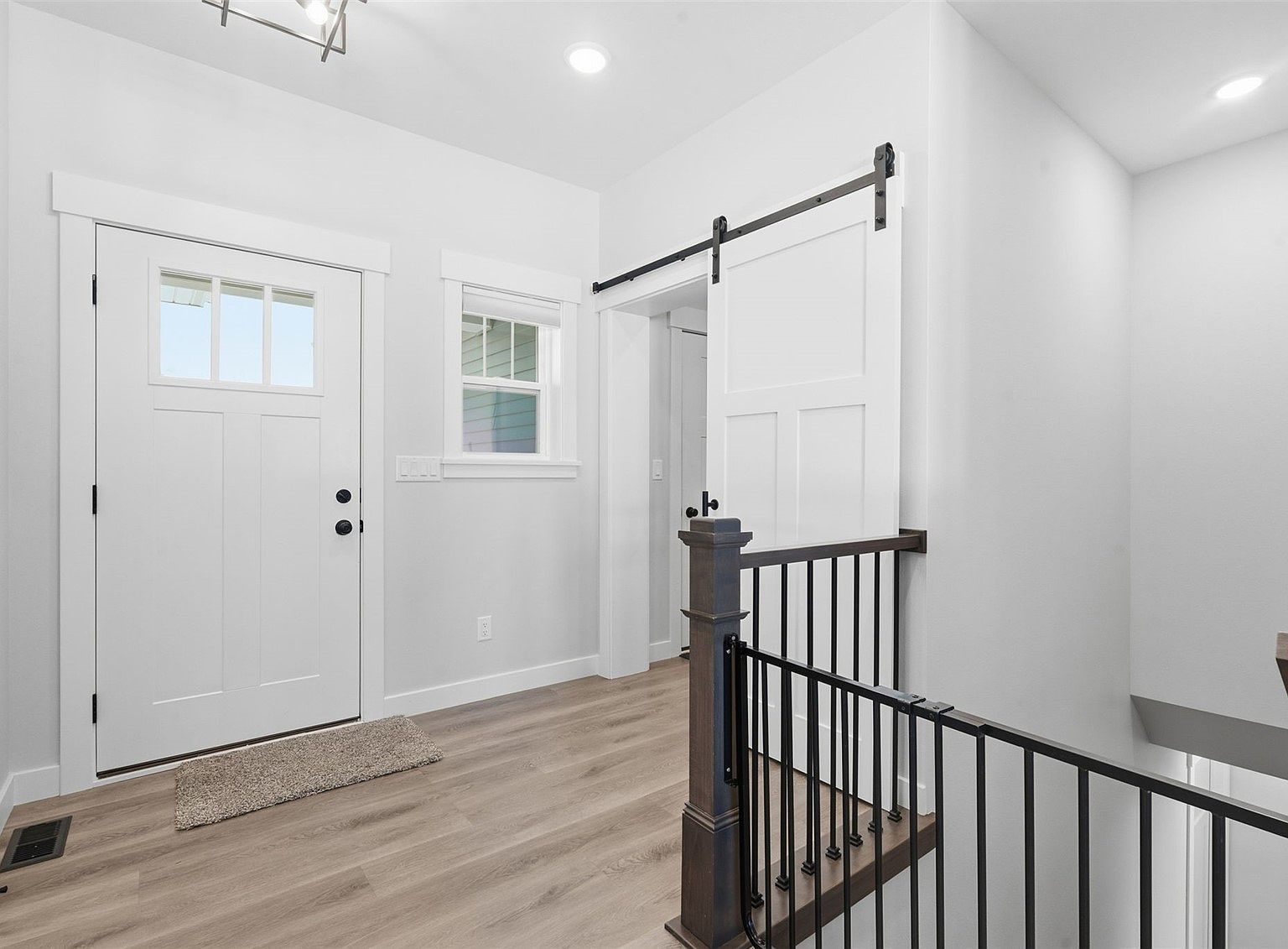 344 Worthington Ct Hiawatha, IA 52233 - Thumbnail 5