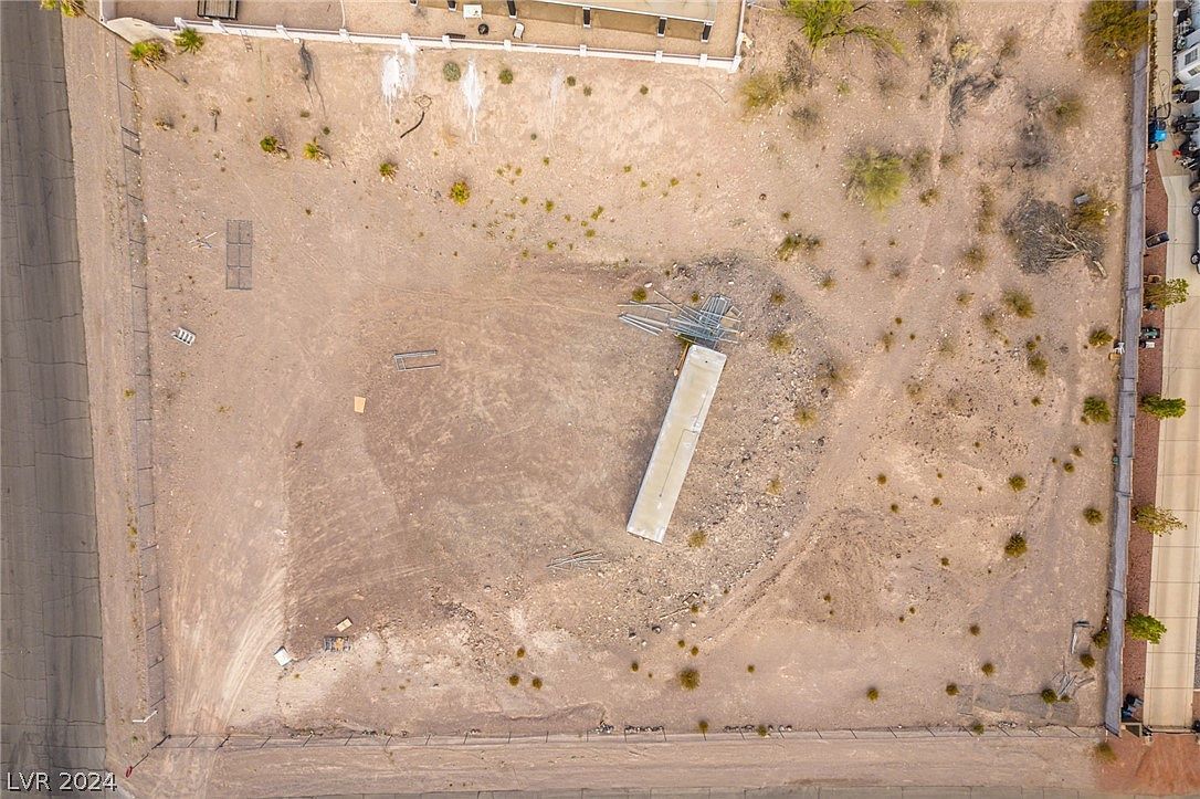 Milan & Cadiz Henderson, NV 89015 - Thumbnail 5