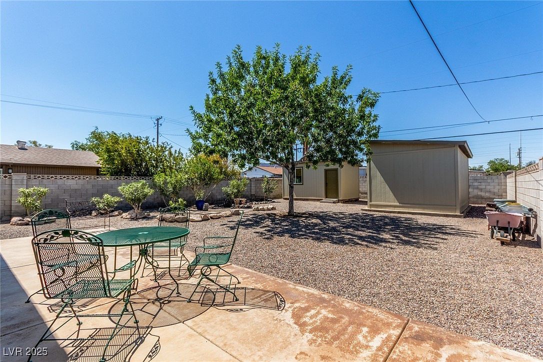 1509 Chestnut St Henderson, NV 89011 - Thumbnail 5