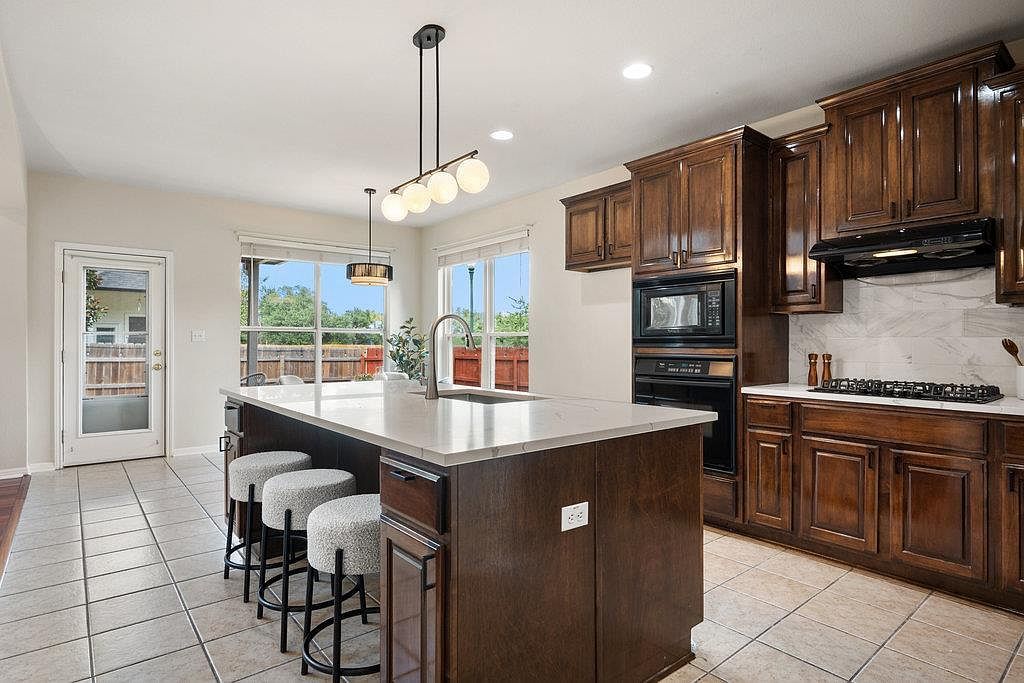 11100 Alison Parke Trl Austin, TX 78750 - Thumbnail 5