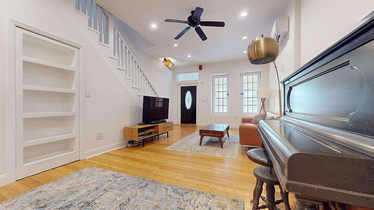 563 W 182nd St #1 New York, NY 10033 - Thumbnail 5