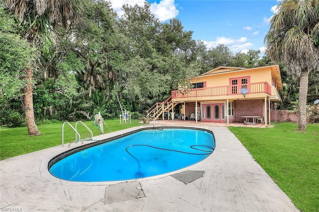 18191 Slater Rd North Fort Myers, FL 33917 - Thumbnail 5