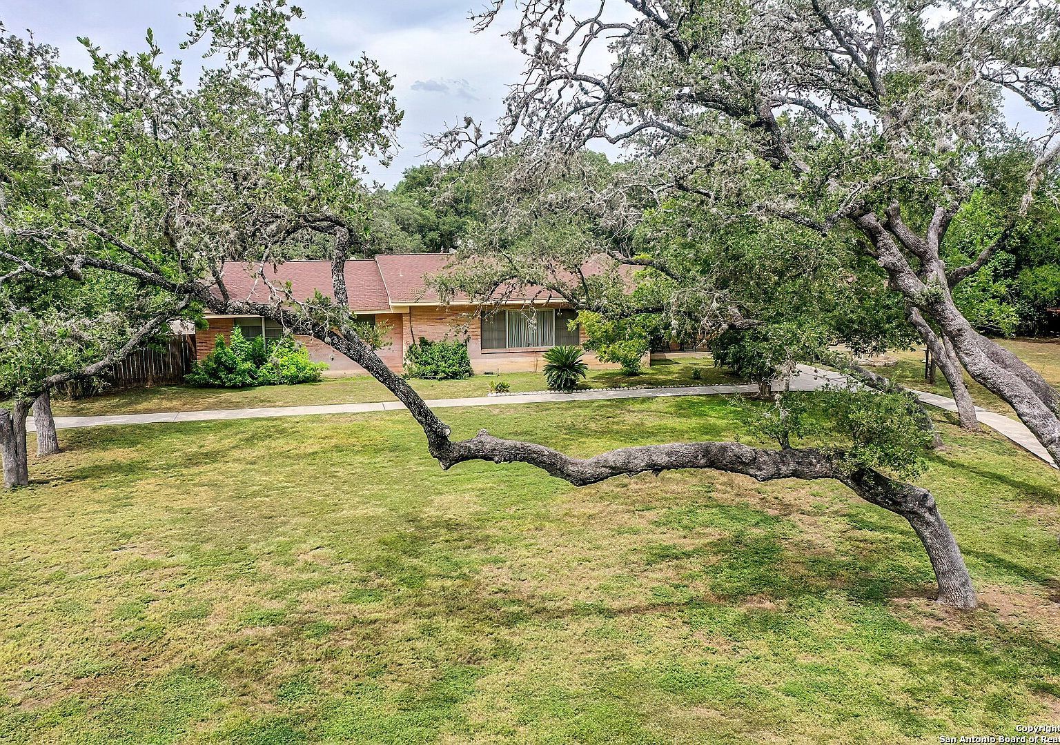 1315 Lockhill Selma Rd San Antonio, TX 78213 - Thumbnail 5