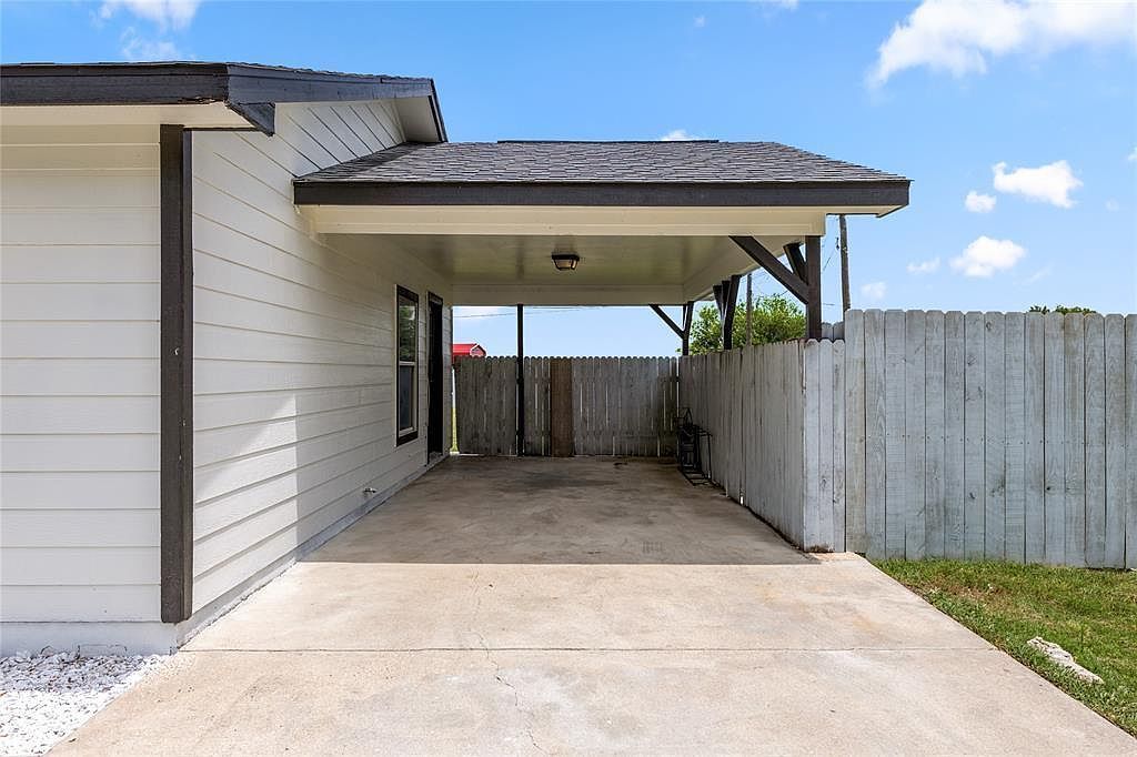 108 Gm Ln San Marcos, TX 78666 - Thumbnail 5