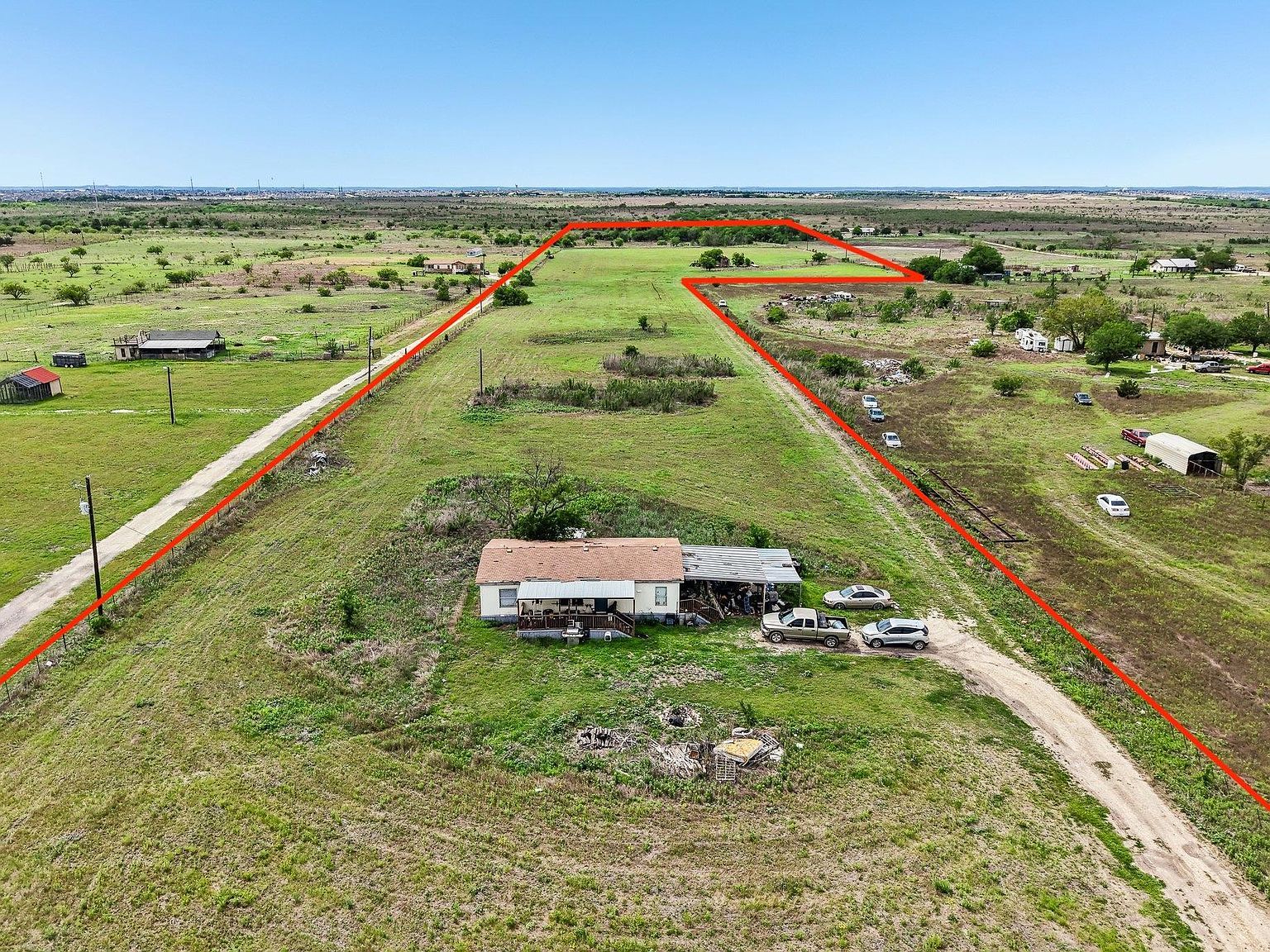 14204 Graef Rd Buda, TX 78610 - Thumbnail 5