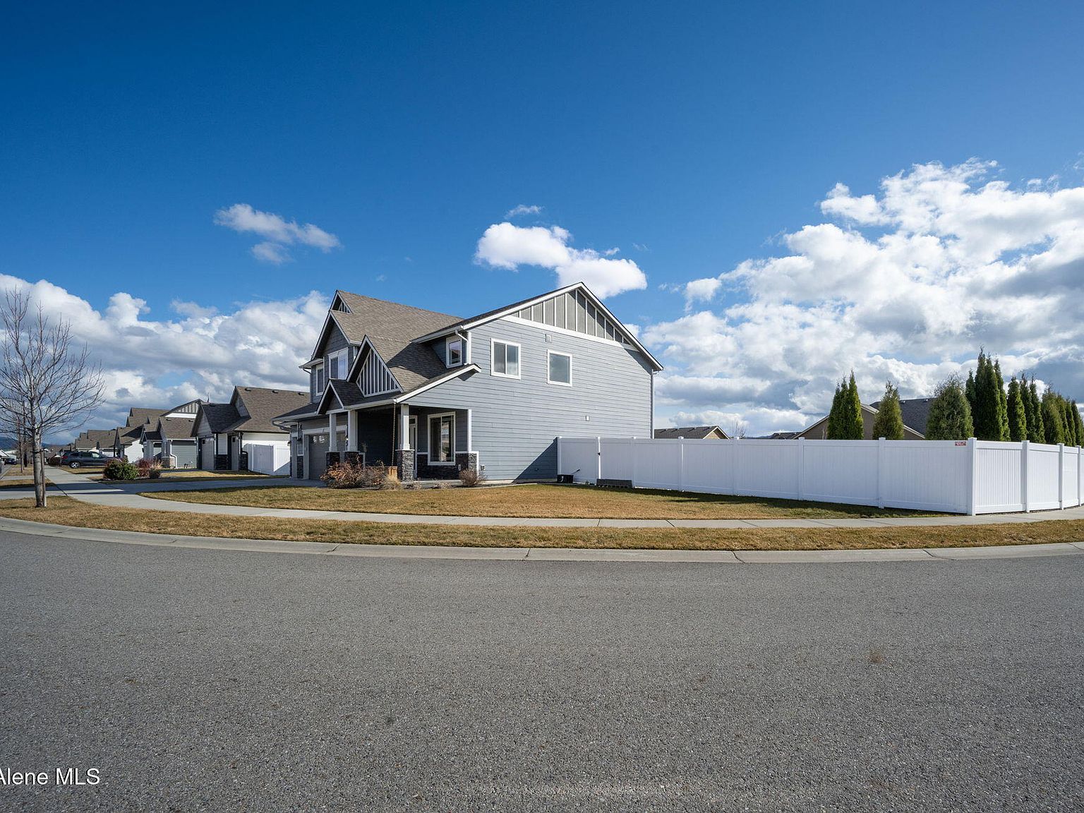 2447 N Viking Loop Post Falls, ID 83854 - Thumbnail 5