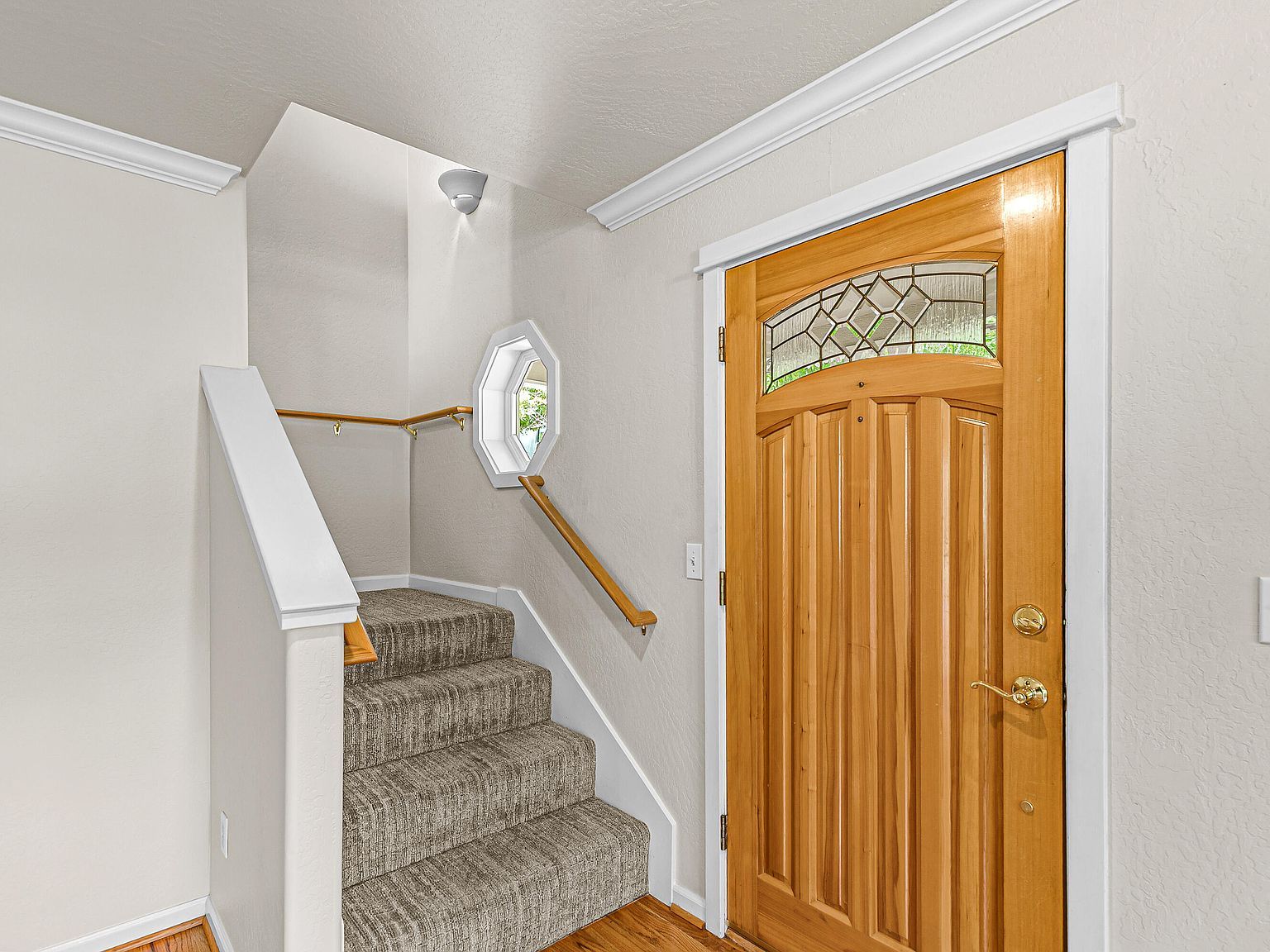 380 Hemlock Ln Ashland, OR 97520 - Thumbnail 5