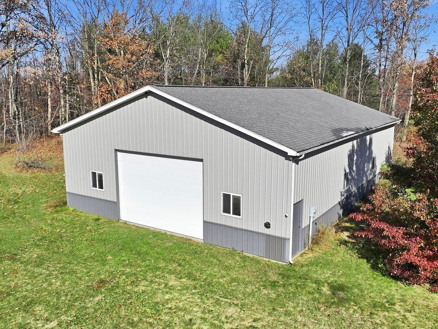 2037 E Widman Rd Columbia City, IN 46725 - Thumbnail 5