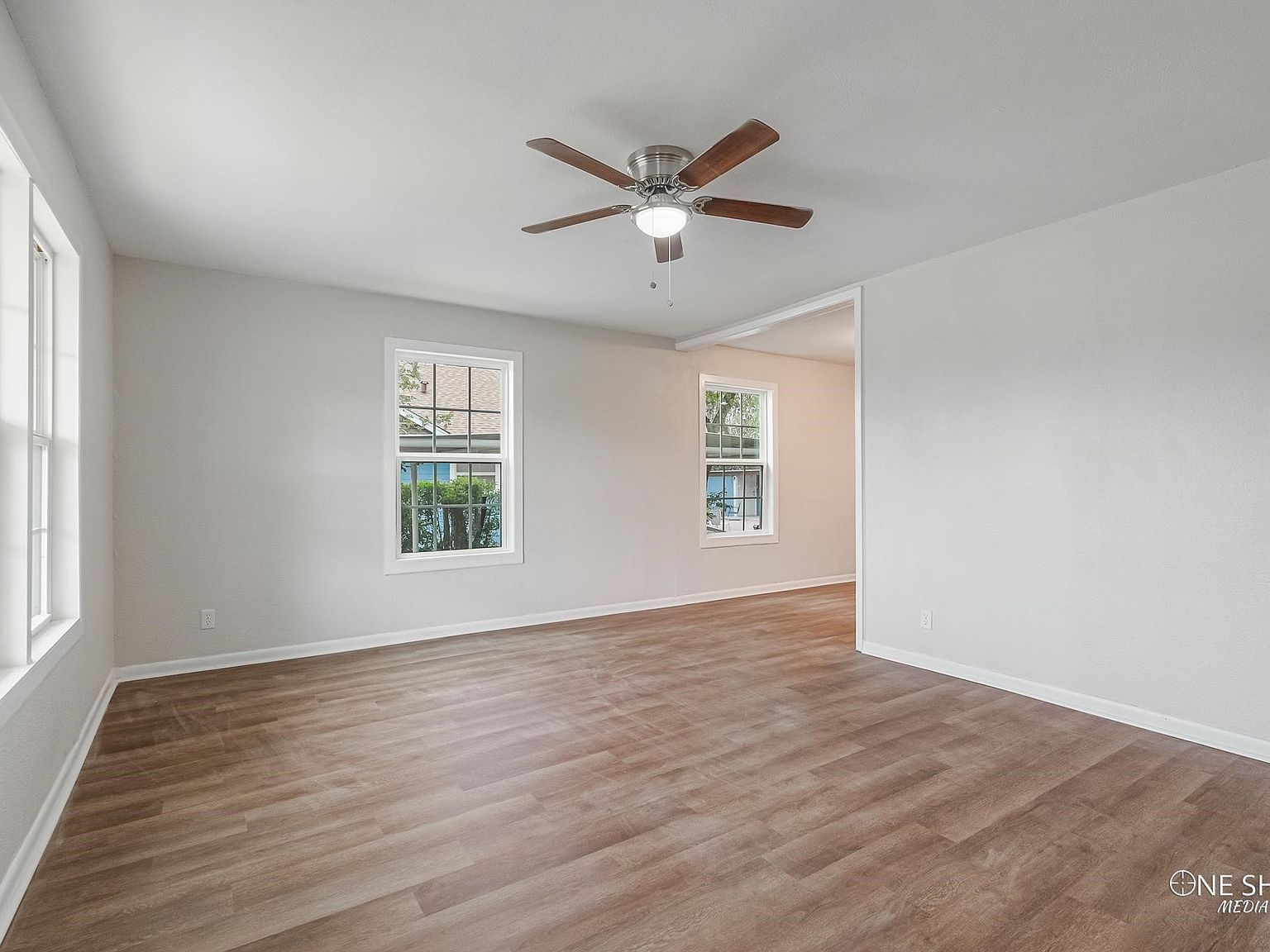 911 S Commercial Ave Coleman, TX 76834 - Thumbnail 5