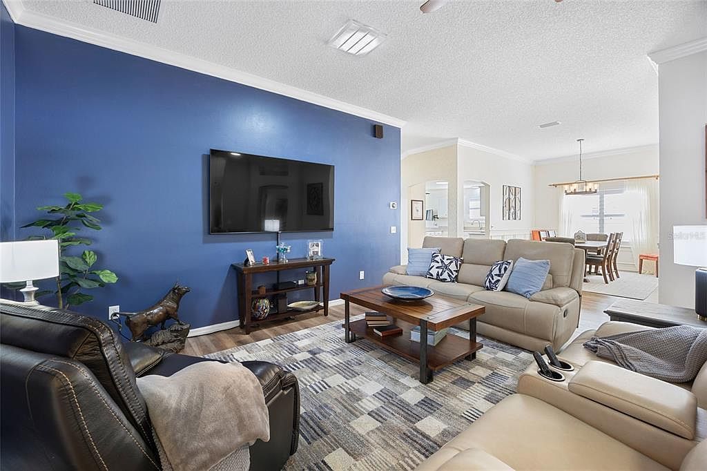 913 Soledad Way The Villages, FL 32159 - Thumbnail 5