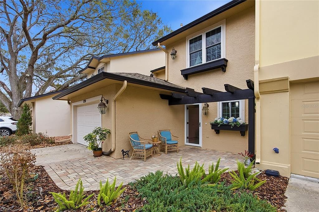 1220 Avenida De Las Casas Lady Lake, FL 32159 - Thumbnail 5