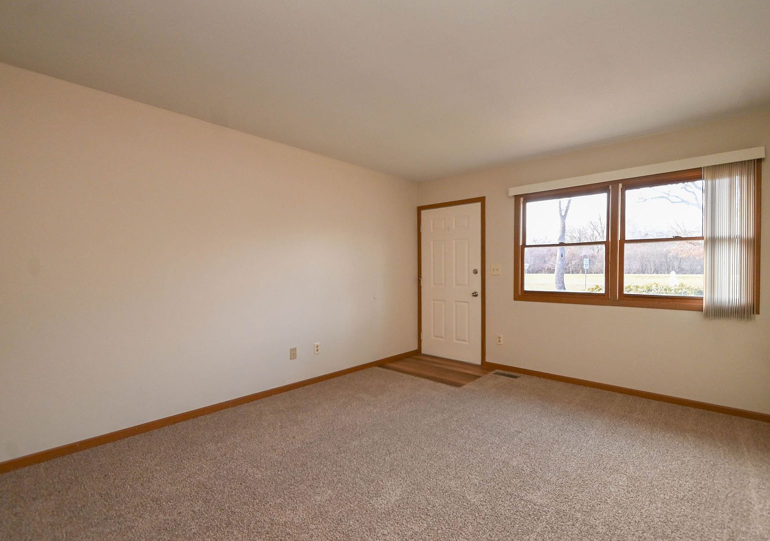 3113 Galilee Ave Zion, IL 60099 - Thumbnail 5