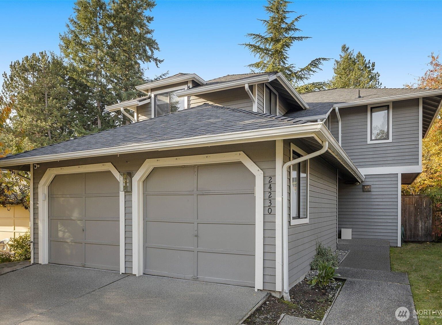 24230 SE 44th St Issaquah, WA 98029 - Thumbnail 5