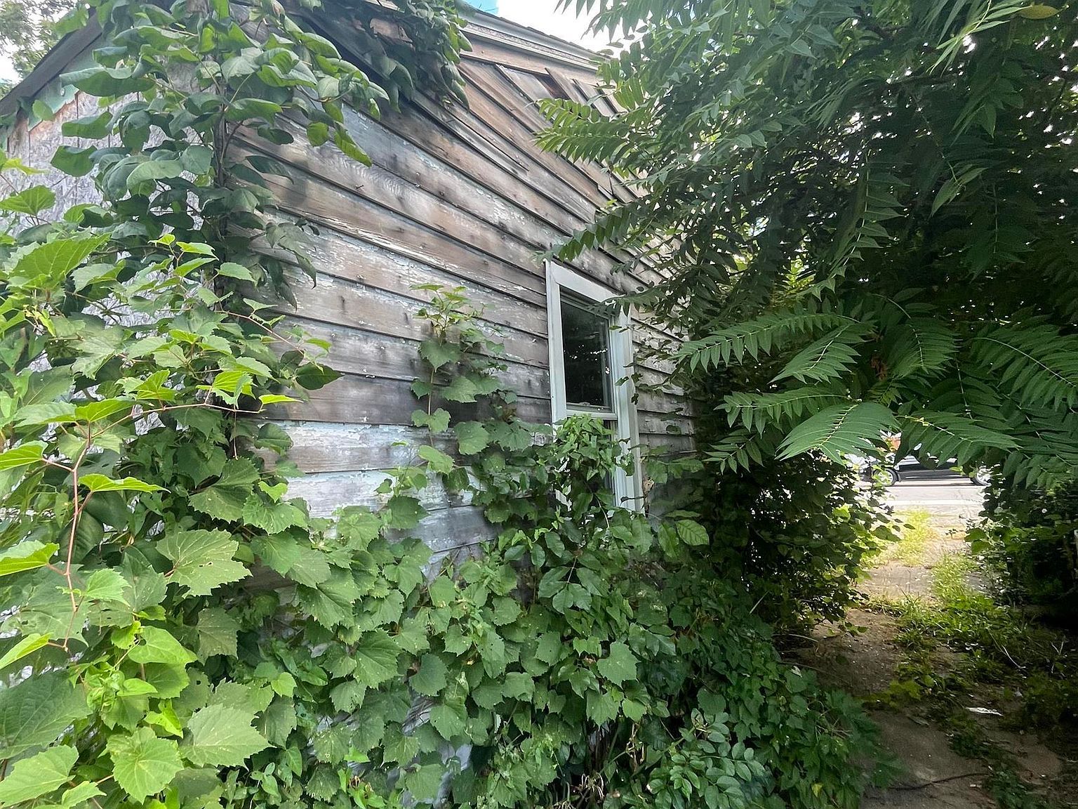 3025 Saint Charles St Anderson, IN 46016 - Thumbnail 5