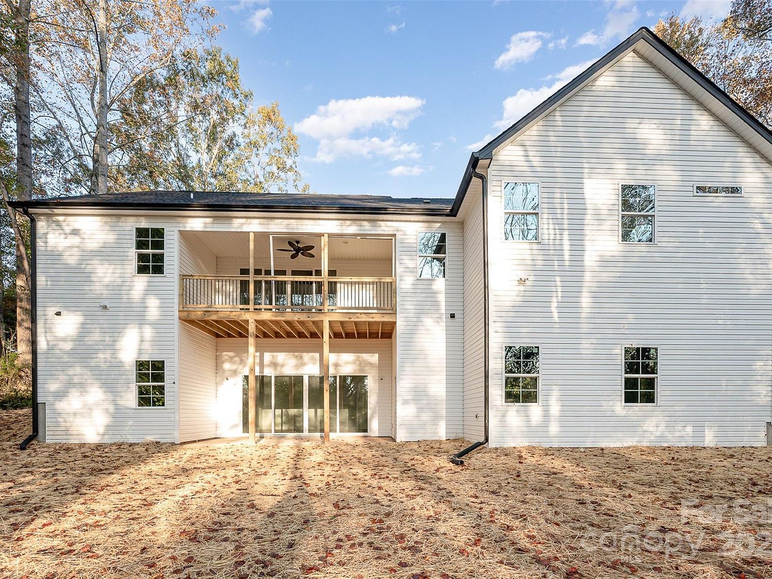 1043 Lester Rd Clover, SC 29710 - Thumbnail 5