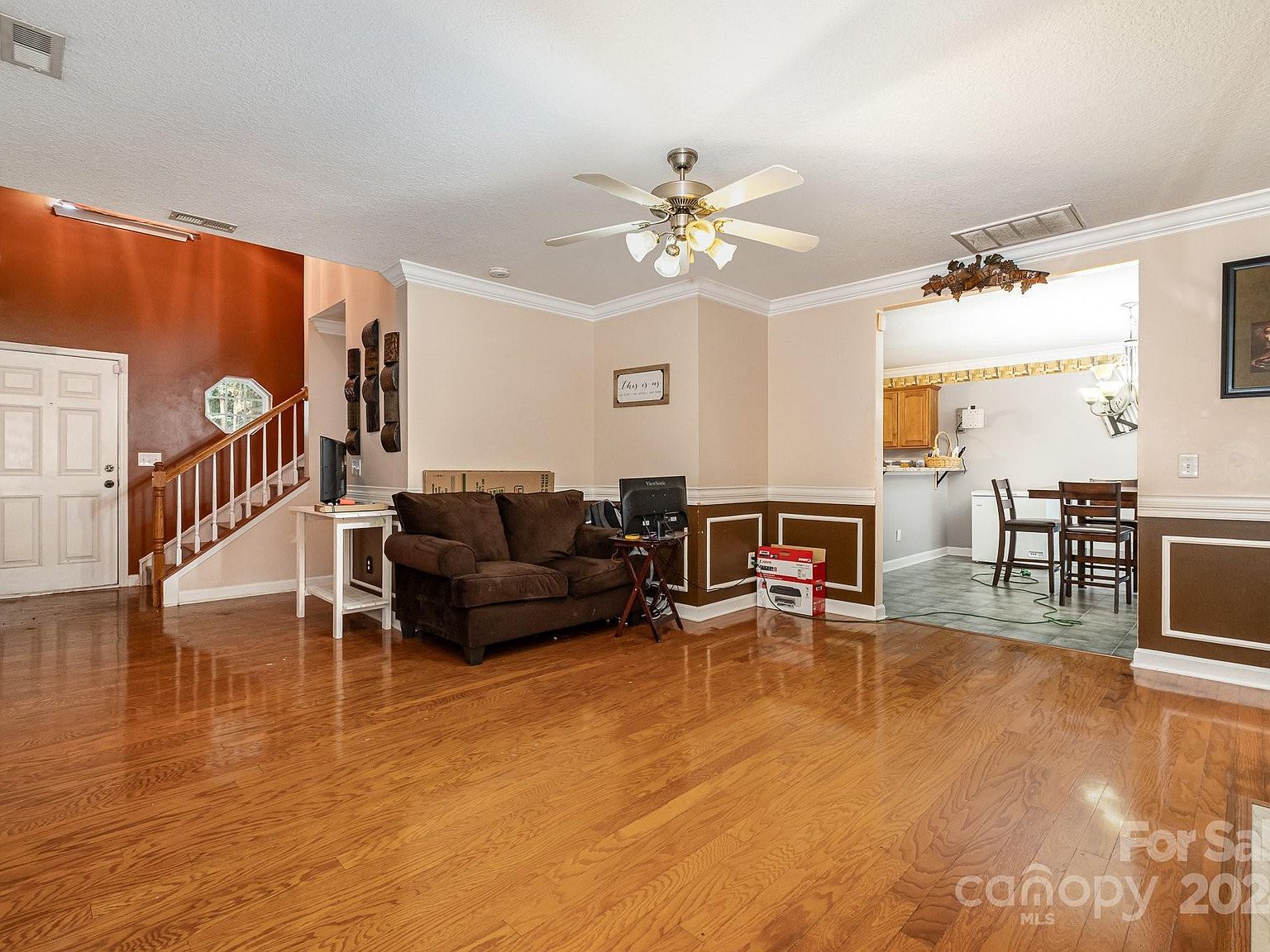 1820 Oakdale Green Dr Charlotte, NC 28216 - Thumbnail 5