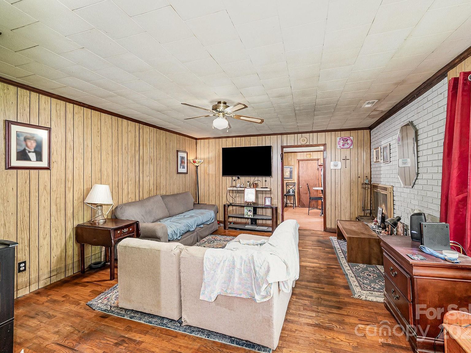 1901 Davenport St Newton, NC 28658 - Thumbnail 5