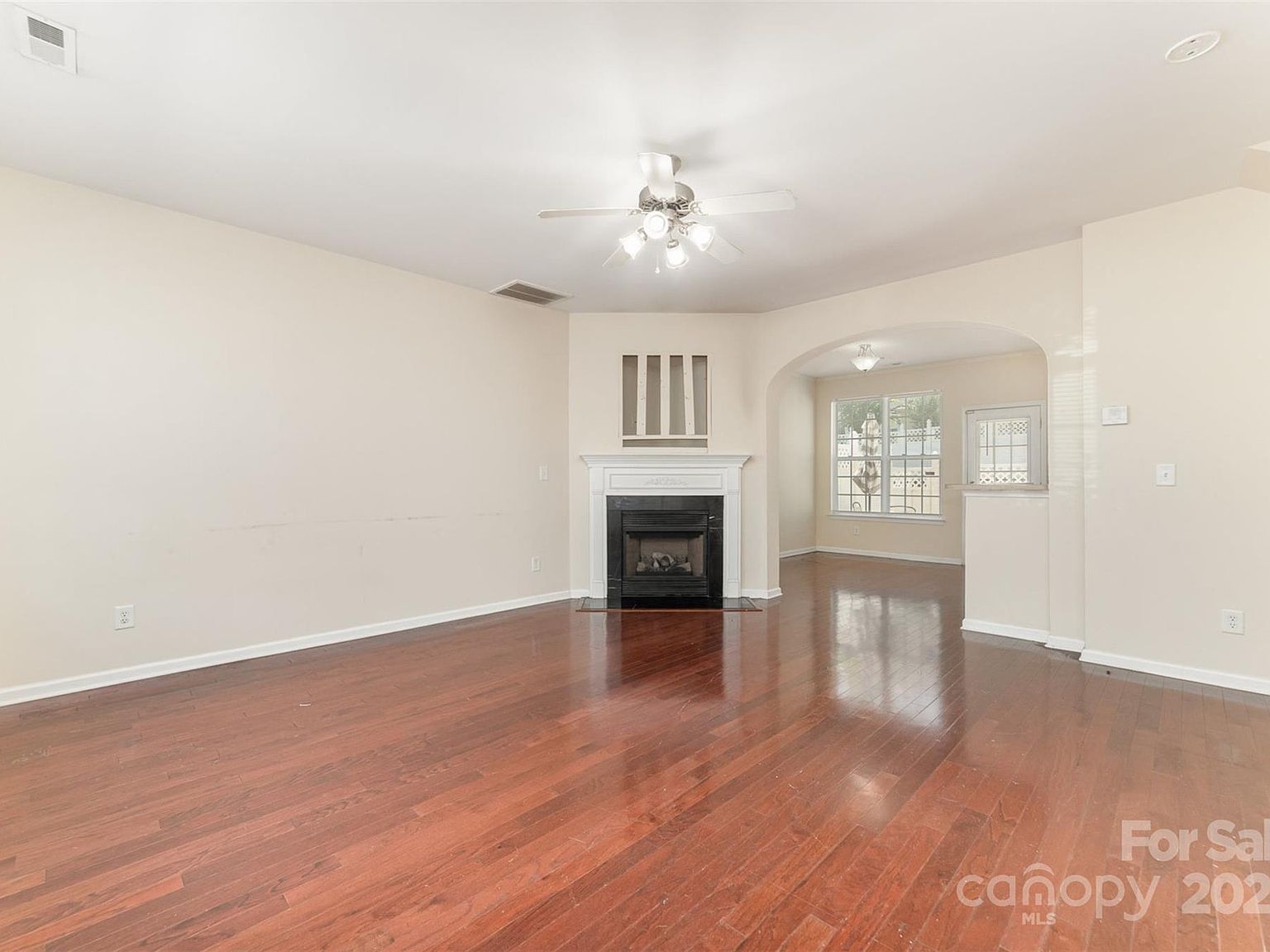 827 Gentlewinds Ct Fort Mill, SC 29708 - Thumbnail 5