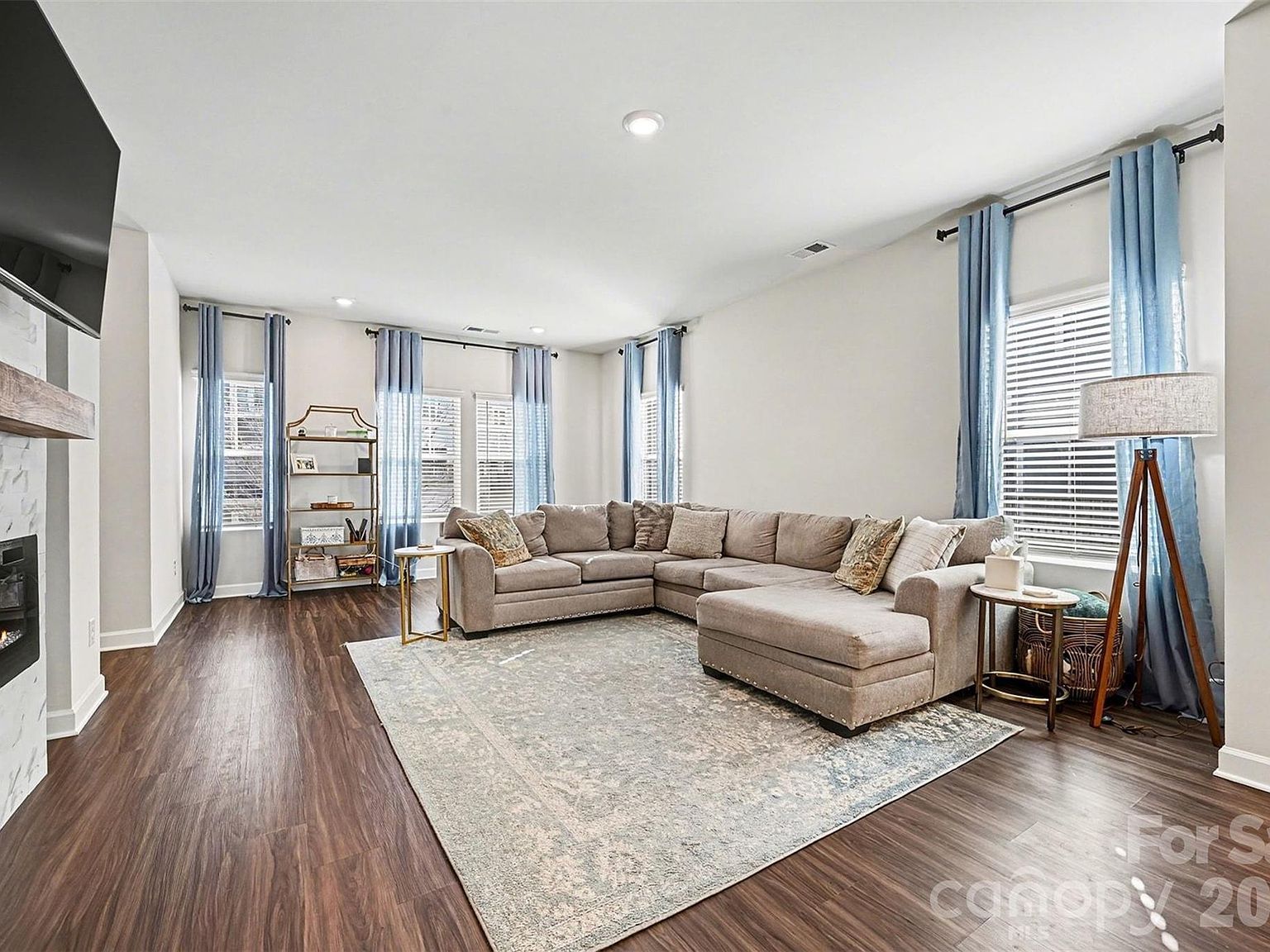 4012 Yucca Aly Charlotte, NC 28217 - Thumbnail 5