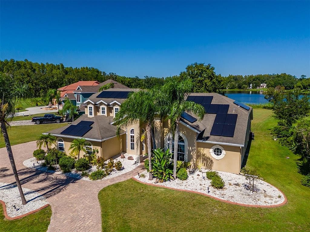 2327 Camp Indianhead Rd Land O Lakes, FL 34639 - Thumbnail 5