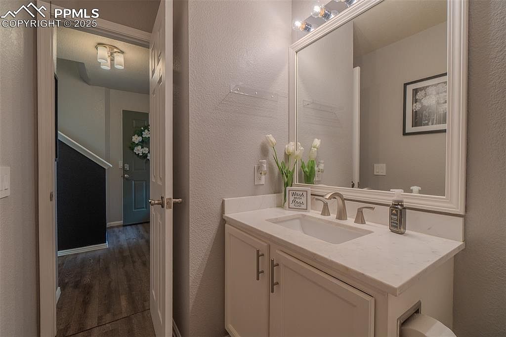 3157 Hearthridge Cir Colorado Springs, CO 80918 - Thumbnail 5