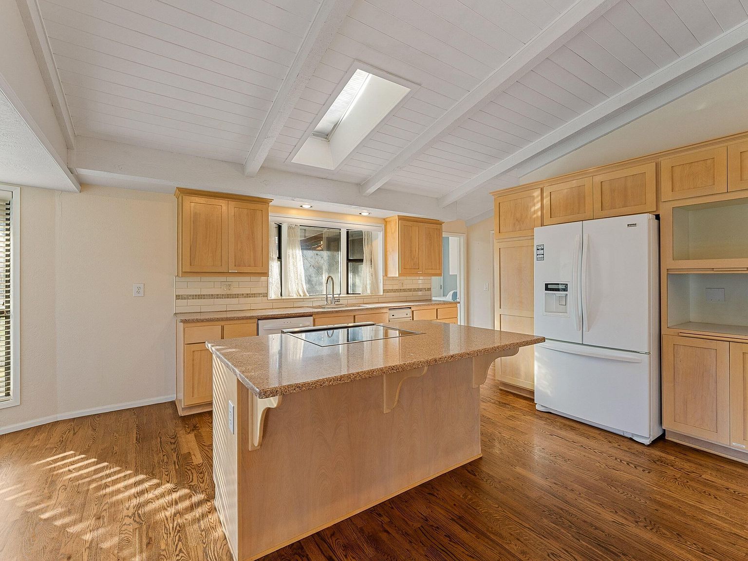 949 Wards Creek Rd Rogue River, OR 97537 - Thumbnail 5