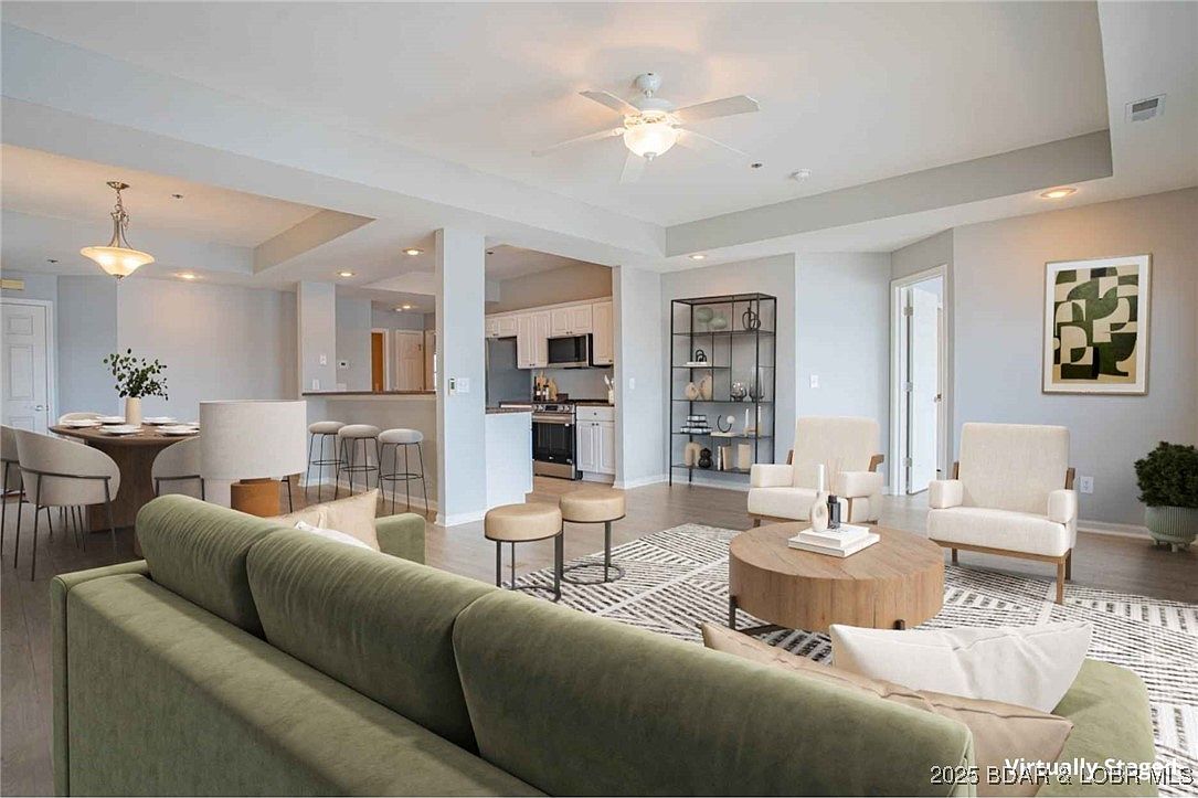 806 E Harbour Towne Dr #806E Lake Ozark, MO 65049 - Thumbnail 5